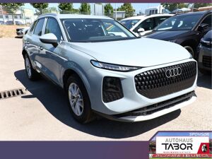 Audi Q3 Tech LED+ KlimaP Keyl ACC PrivG 18Z eHK PDC+ bild 2