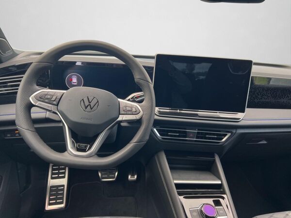 Volkswagen Tiguan R-Line BlackStyle, 4Motion, Pano, AHK, HarmanKardon, HD-Matrix, Standhzg.. bild 3