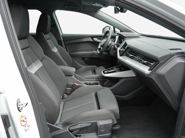 Audi Q4 e-tron Q4 45 e-tron quattro 511km/WLTP*LED*SONOS* bild 4