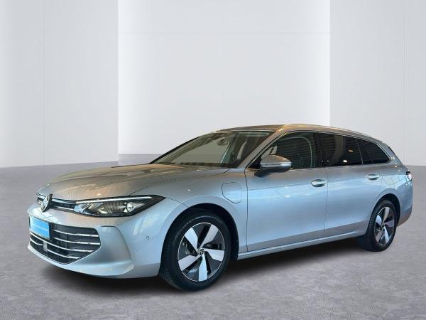 Volkswagen Passat Variant 1.5 TSI eHybrid Business DSG Parklenkassistent bild