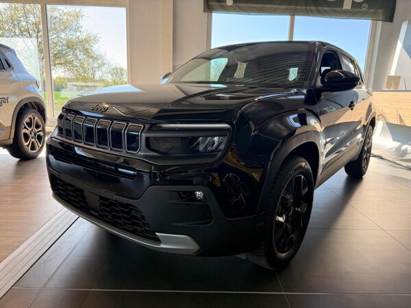 Jeep Avenger 1.2l DCT Black Edition E-Hybrid bild 2