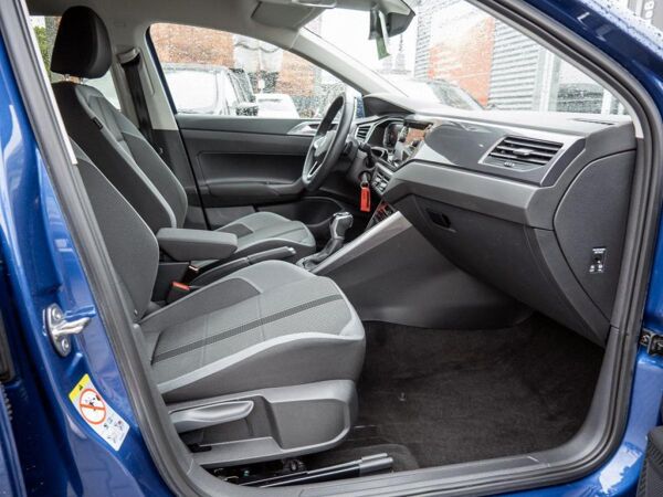 Volkswagen Polo 1.0 TSI DSG Style Navi PDC SHZ LED Telefon bild 7