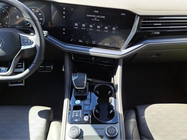 Volkswagen Touareg 3.0 TDI R-Line*4M*Stand*Leder*Air*AHK bild 6