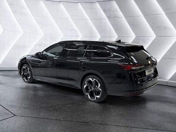 Skoda Superb KEINE Überführungskosten!!2.0 TSI DSG 4x4 SPORTLINE VOLLAUSSTATTUNG bild 2