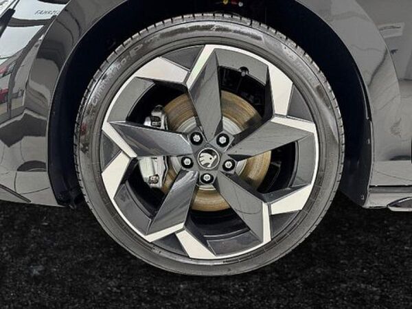 Skoda Superb KEINE Überführungskosten!!2.0 TSI DSG 4x4 SPORTLINE VOLLAUSSTATTUNG bild 7