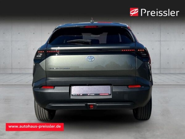 Toyota Urban Cruiser 128 kW FWD 5-Türer Teamplayer Lithium 61kW 2W bild 7