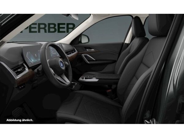 BMW iX1 eDr.20  xLine,Driv.Ass.,Prem.Pkt,AHK,uvm. bild 6