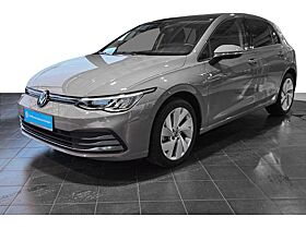 Volkswagen Golf VIII 1.5 eTSI DSG Move Panoramadach ParkAssistent