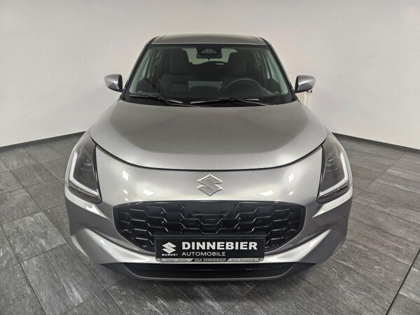 Suzuki Swift "Comfort" Automatikgetriebe, Allwetterreifen bild 6