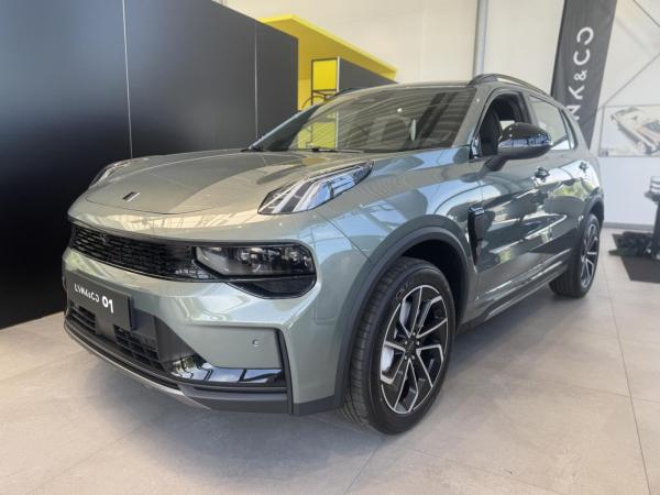 LYNK & Co 01 Core/ 0,00 % Lieferung Deutschland %/ Top-Leasingkonditionen! bild
