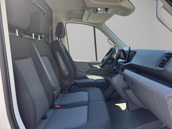 Volkswagen Crafter Kasten MR 2.0 TDI (Garantie 03/2030.Kamera.Navi.DAB.AHK) bild 7