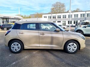 Suzuki Swift Club Hybrid 💛😎Versicherungsflat !!! 🔥+Navi+Keyless+R-Cam bild 4