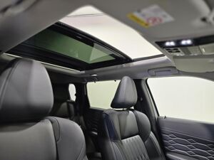 Mitsubishi Outlander 2.4 PHEV 4WD Top Leder Schiebedach bild 6