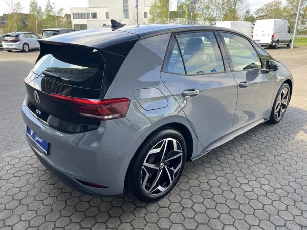 Volkswagen ID.3 Pure Performance WÄRMEPUMPE+KLIMA+PDC+LED bild 4