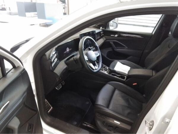 Volkswagen Tiguan R-Line 2.0TSI DSG 4Motion +AHK+LEDER+STDHZ+ bild 4