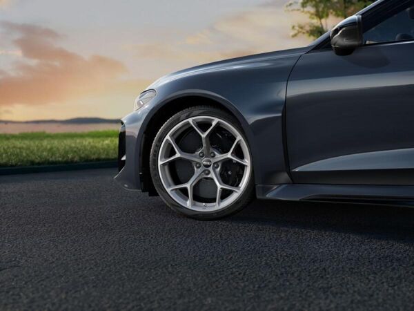 Audi RS5 Avant 470 KW quattro bild 4
