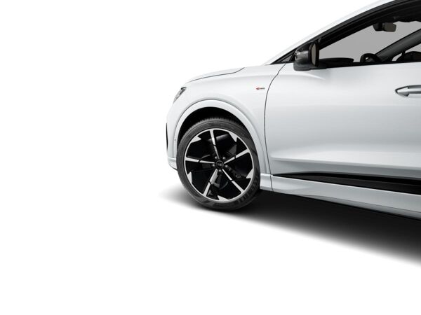 Audi Q4 e-tron Q4 Sportback 45 e-tron S line AHK Matrix Nav ACC bild 5