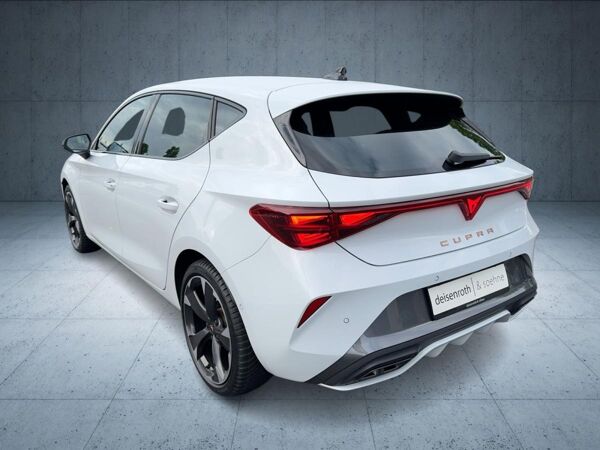 Cupra Leon 1.5 eTSI DSG Nav/Kam/ACC/SHZ/LHZ/Assist/18"/Keyless bild 3