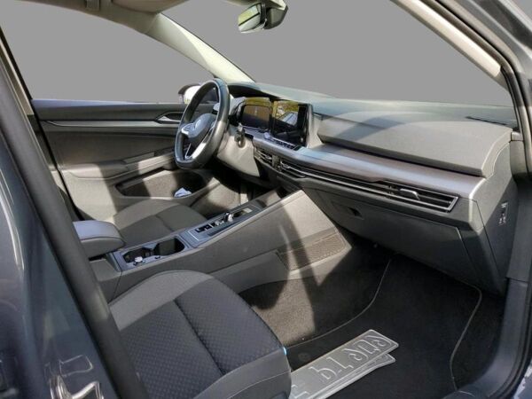 Volkswagen Golf VIII 2.0TDI DSG Active P-DACH NAVI KAMERA bild 4