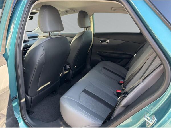 MG MG4 XPower 64KW Privat bild 3