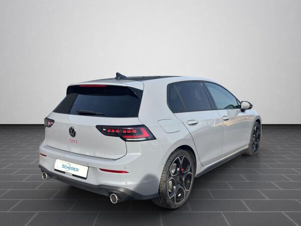 Volkswagen Golf GTI, BlackStyle, Panorama, HarmanKardon, AreaView, LED-Matrix bild 2