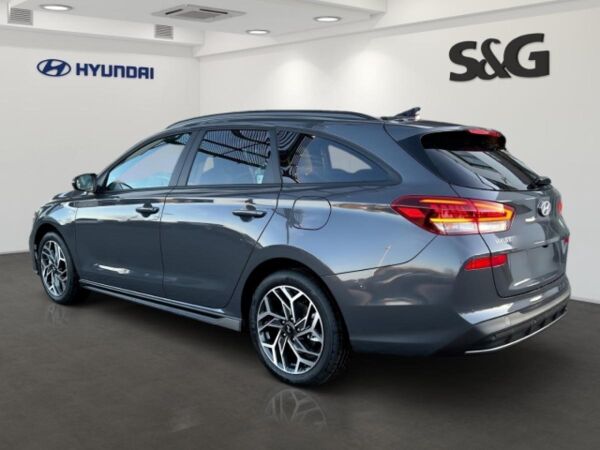 Hyundai i30 Kombi 1.6 T-DGI N-Line Autom. Sportpaket Navi Digitales Cockpit LED bild 4