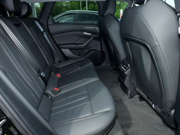 Audi A6 e-tron Avant performance ACC+AHK+MATRIX+20` bild 7