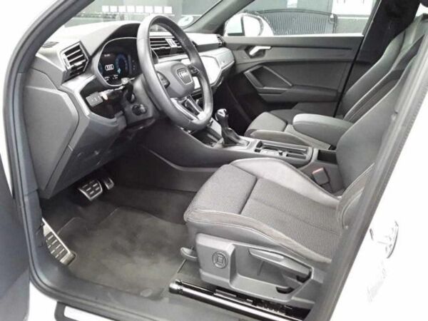 Audi Q3 35 TFSI S line S-tr. *LED*AHK*dig.Cockpit* bild 3