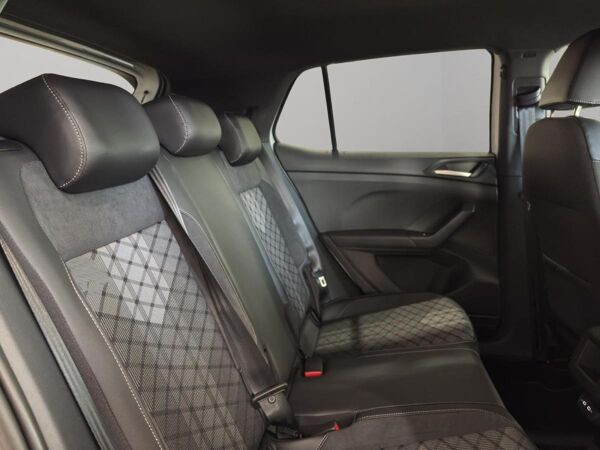 Volkswagen T-Cross R-Line (BlackStyle/AHK/Rückfahrkamera) 1.0 l TSI 7-Gang-DSG bild 7