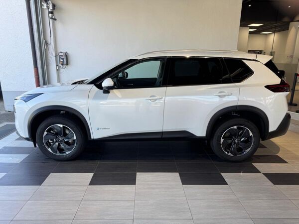 Nissan X-Trail (T33) bild 2