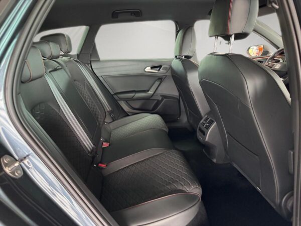 Seat Leon Sportstourer FR - 2.0 TDI Navi,LED,Full Link,Einparkhilfe,Kamera bild 6