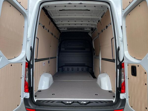 Mercedes-Benz Sprinter 317 Kasten Standard | SOFORT VERFÜGBAR | Klima | AHK | Holzboden/Verkleidung | BF Doppelsitz | LED L bild 5
