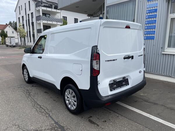 Ford Transit Courier Trend 100PS Benzin * Sofort Verfügbar* bild 5