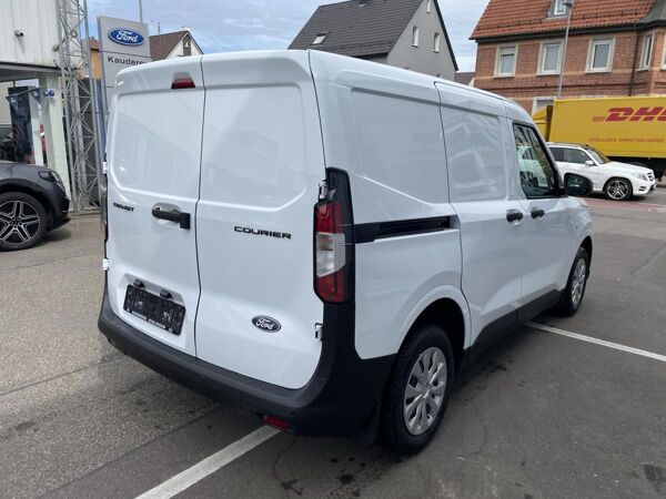 Ford Transit Courier Trend 100PS Benzin * Sofort Verfügbar* bild 7