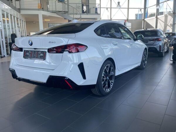 BMW 220 Gran Coupe *M Sport * Komfortzugang * Massage * AHK * bild 4