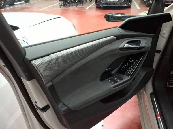 Audi S6 e-tron Avant edition one beige *Pano*B&O*360°* bild 3