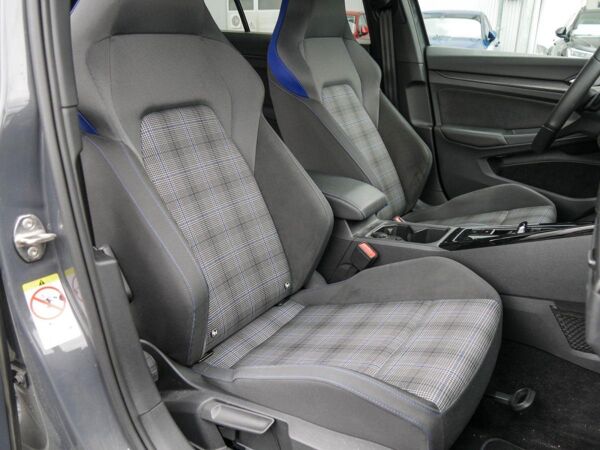 Volkswagen Golf VIII 1.4 GTE DSG Matrix ACC Navi TravelAssist bild 7
