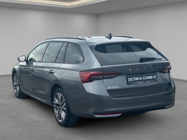 Skoda Octavia Combi 2.0 TDI Tour, AHK,Navi,Matrix LED bild 2