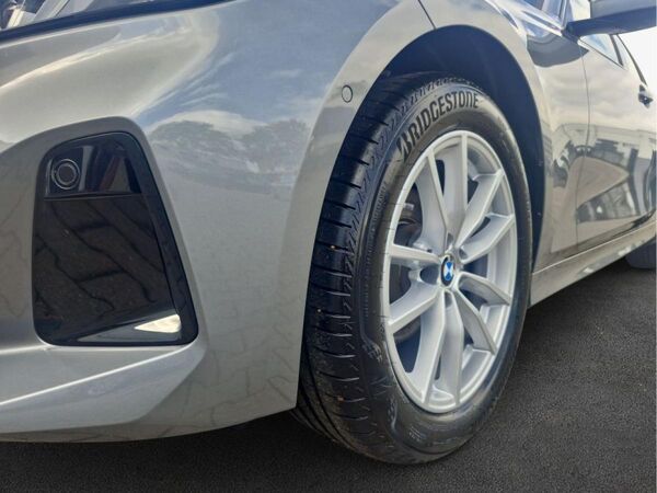 BMW 318 318d Touring Navi Komfortzugang bild 7