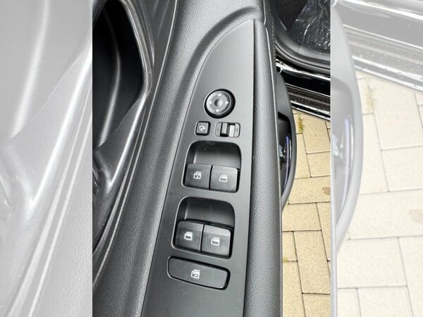 Hyundai i20 Trend RFK*4xSHZ*Voll-LED*Navi*Komfort-Paket* bild 6