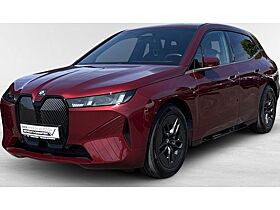 BMW ix xDrive45 DRIVING ASSIST PLUS,LEDER,H/K SOUND,LED-SW,LENKRADHEIZUNG,PARK ASSIST,20 Zoll ALU