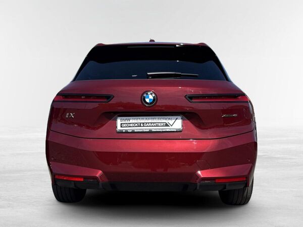 BMW ix xDrive45 DRIVING ASSIST PLUS,LEDER,H/K SOUND,LED-SW,LENKRADHEIZUNG,PARK ASSIST,20 Zoll ALU bild 4