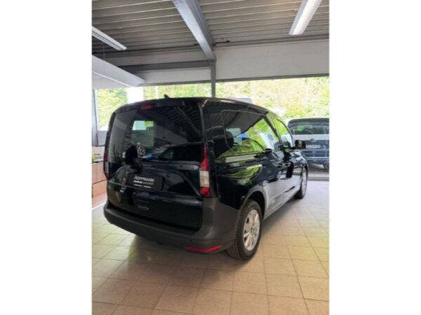 Volkswagen Caddy 5-Sitzer Motor: 2,0 l TDI EU6 SCR Getriebe: 6-Gang-Schaltgetriebe Radstand: 2755 mm KR Lagerwagen ! bild 5
