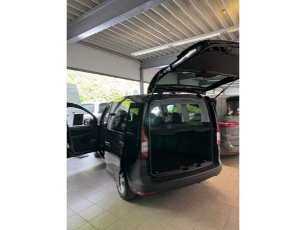 Volkswagen Caddy 5-Sitzer Motor: 2,0 l TDI EU6 SCR Getriebe: 6-Gang-Schaltgetriebe Radstand: 2755 mm KR Lagerwagen ! bild 6