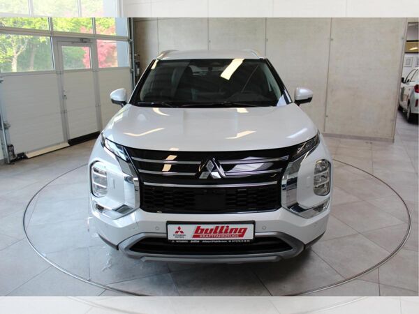 Mitsubishi Outlander PHEV Intro Edition bild 2