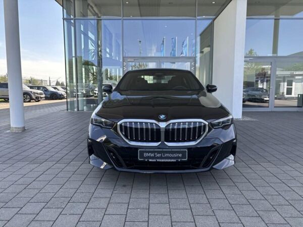 BMW 520 Limousine *23%* Lager-Aktion * M Sport * ACC * AHK * H&K * bild 2