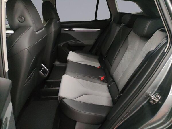 Skoda ENYAQ Enyaq 60 Wärmepumpe DSG AHK LED NAVI ACC bild 7