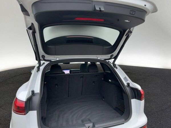 Audi SQ6 e-tron SQ6 SUV e-tron TechPro Akustik Panorama Navi ACC bild 7
