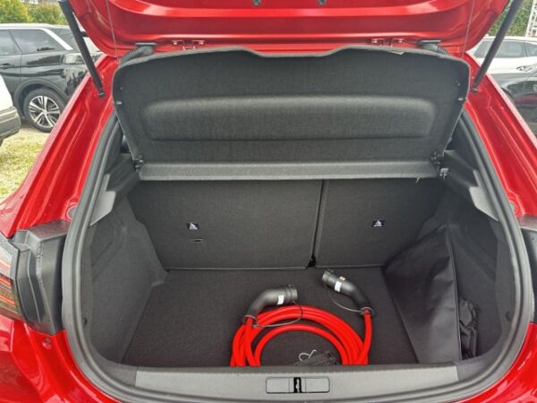 Peugeot 208 GT ELEKTRO 156 *SOFORT VERFÜGBAR* bild 5