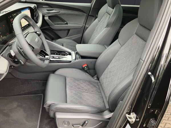 Audi Q5 e-hybrid quattro S-Line AHK Pano bild 5